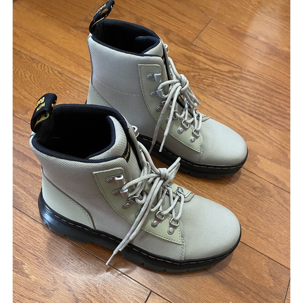 Dr Martens NJ004 Lace-Up Boots Women's Size 8 Bounce Gray DM‎ $200